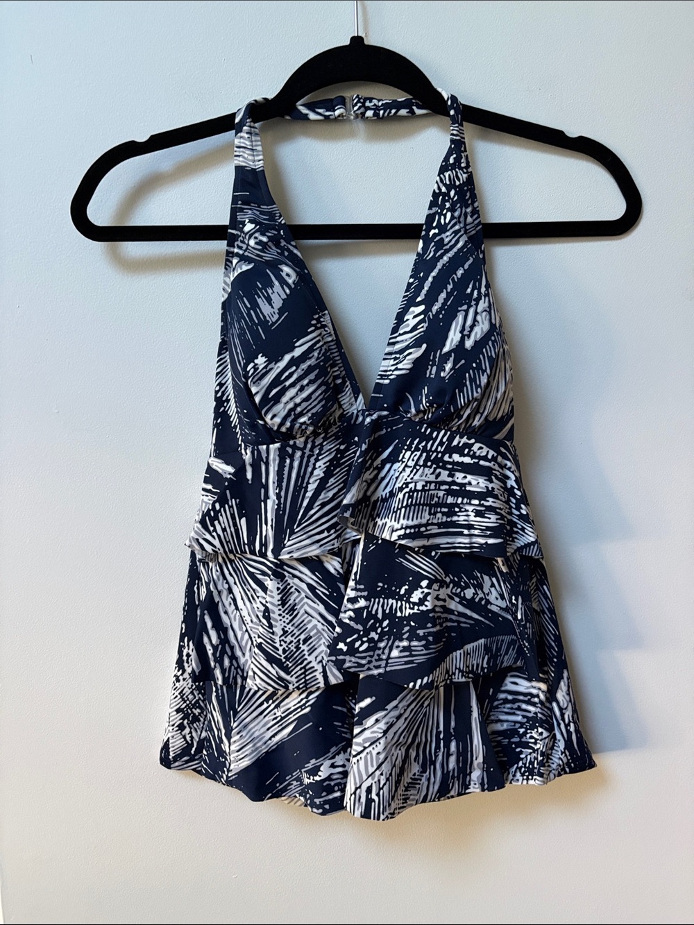 Caribbean Joe SILVER LINING Ruffle Layered Halter Tankini Top,Size 10,NWT